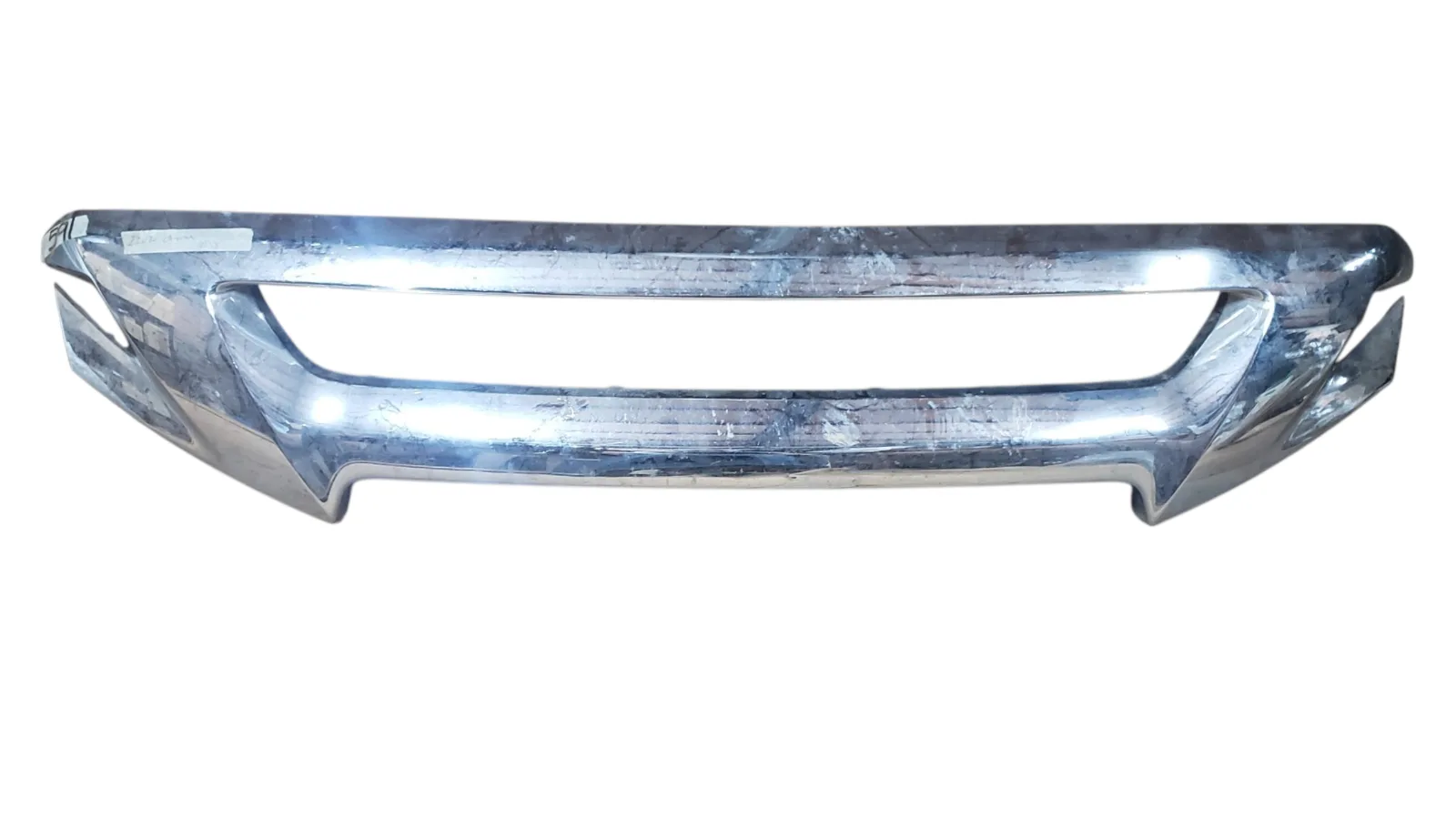 Rejilla ISUZU D-Max, Mu-X 2020 Moldura