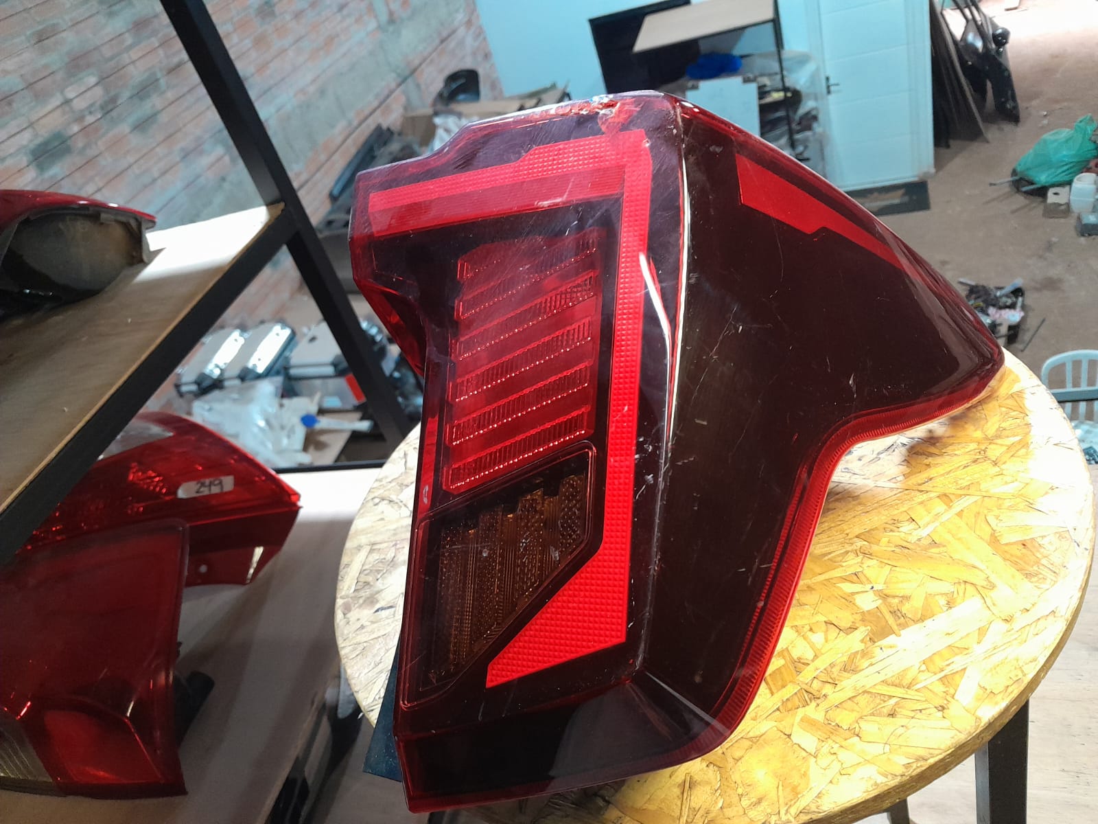 Faro Trasero Kia Sonet 2024 RH