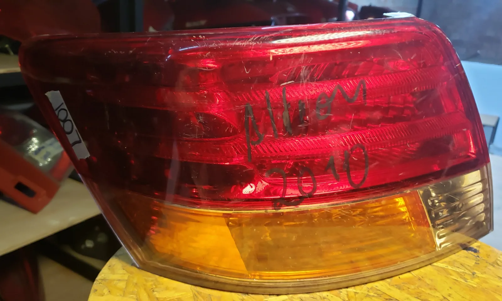Faro Trasero Toyota Allion 2001–2007 LH