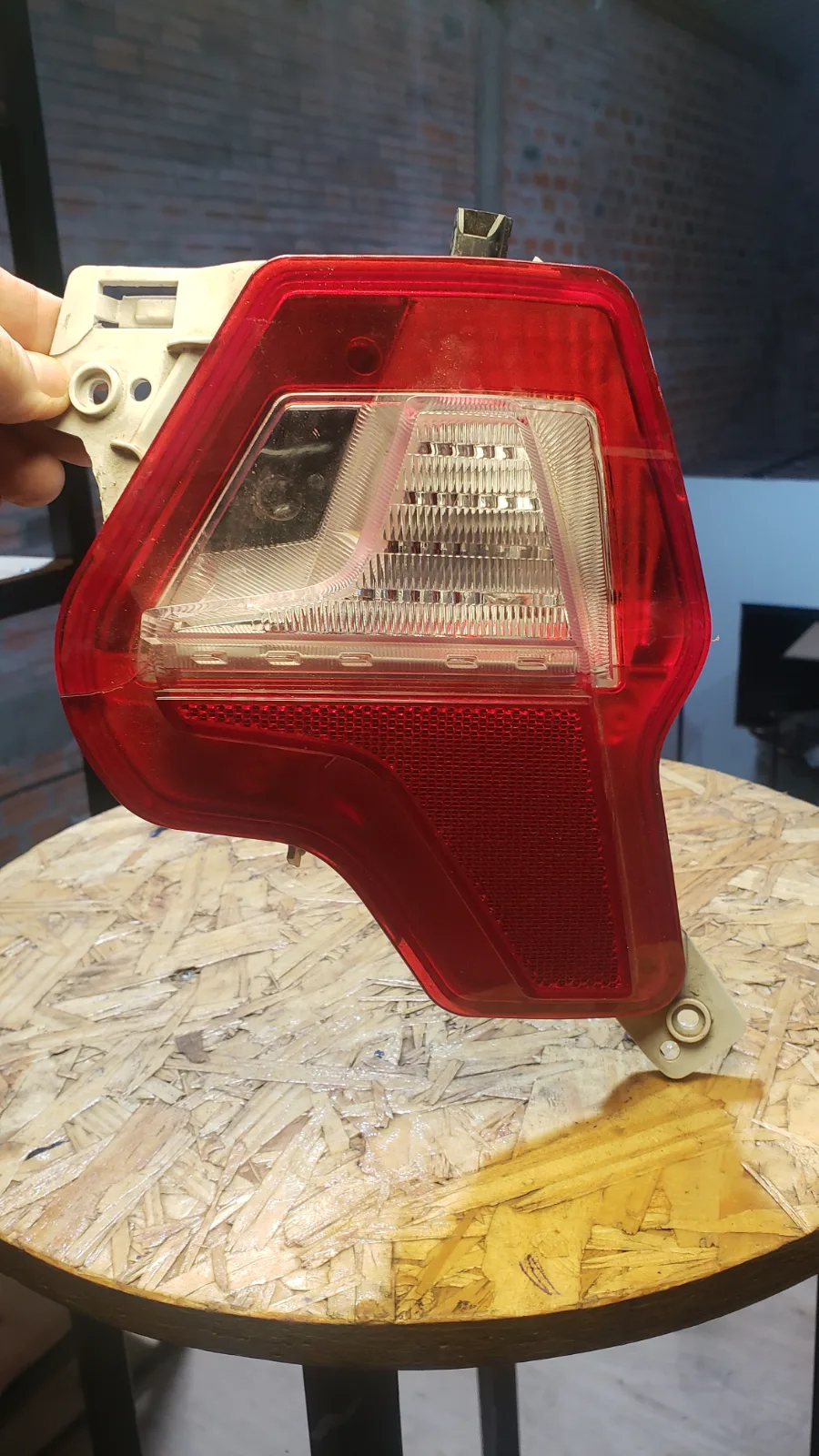 Faro Trasero Kia Seltos 2023 RH