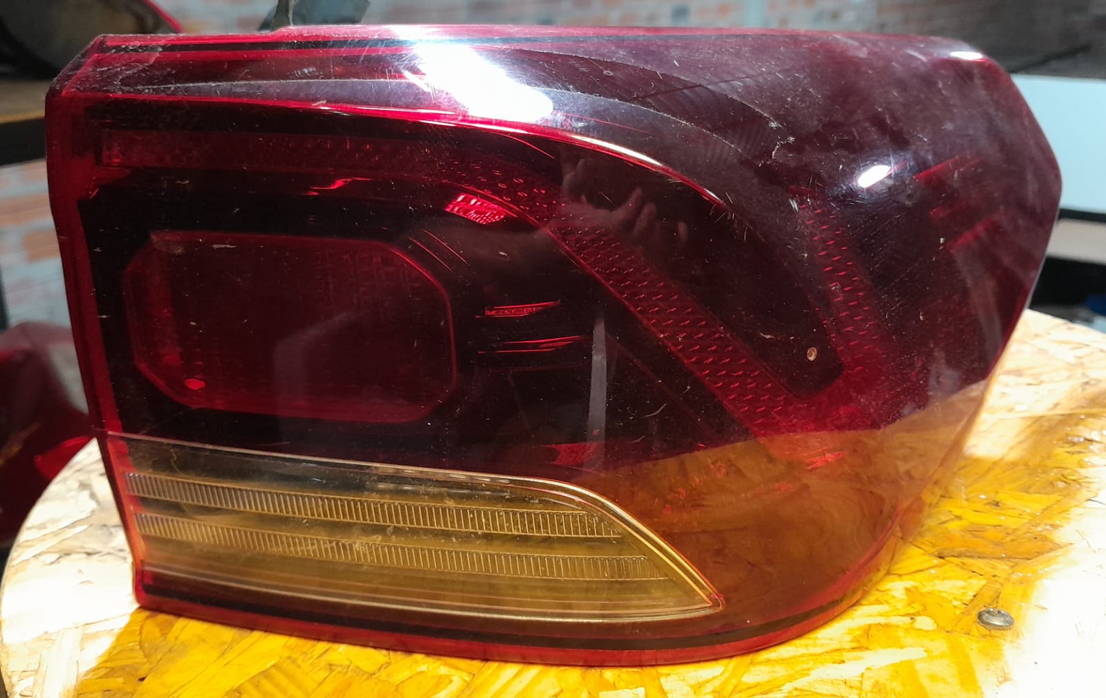 Faro Trasero Kia Sonet 2021–2024 RH