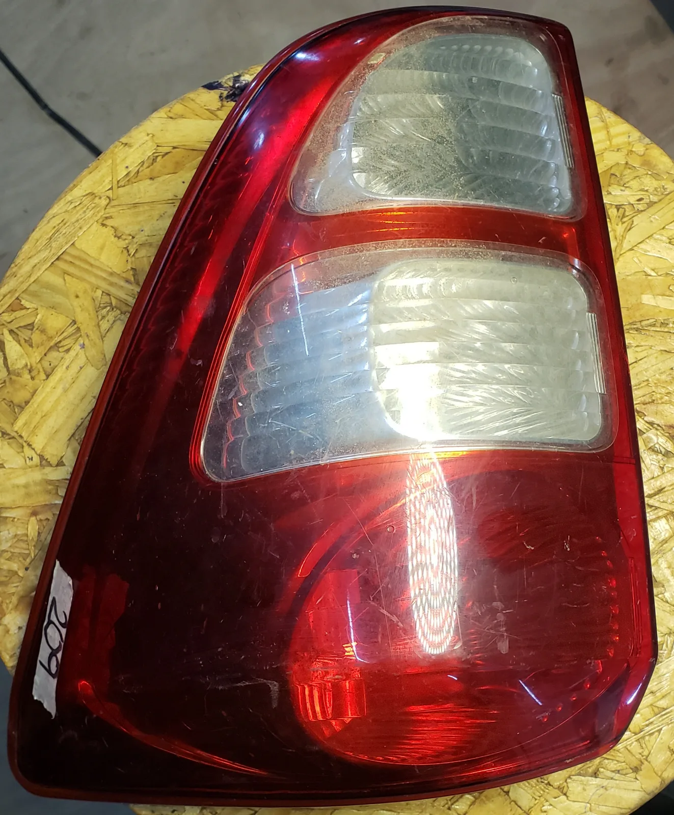 Faro Trasero Toyota Rush 2006–2012 LH