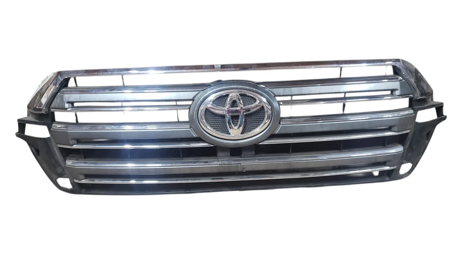 Rejilla Toyota Land Cruiser 2016–2020 Frontal