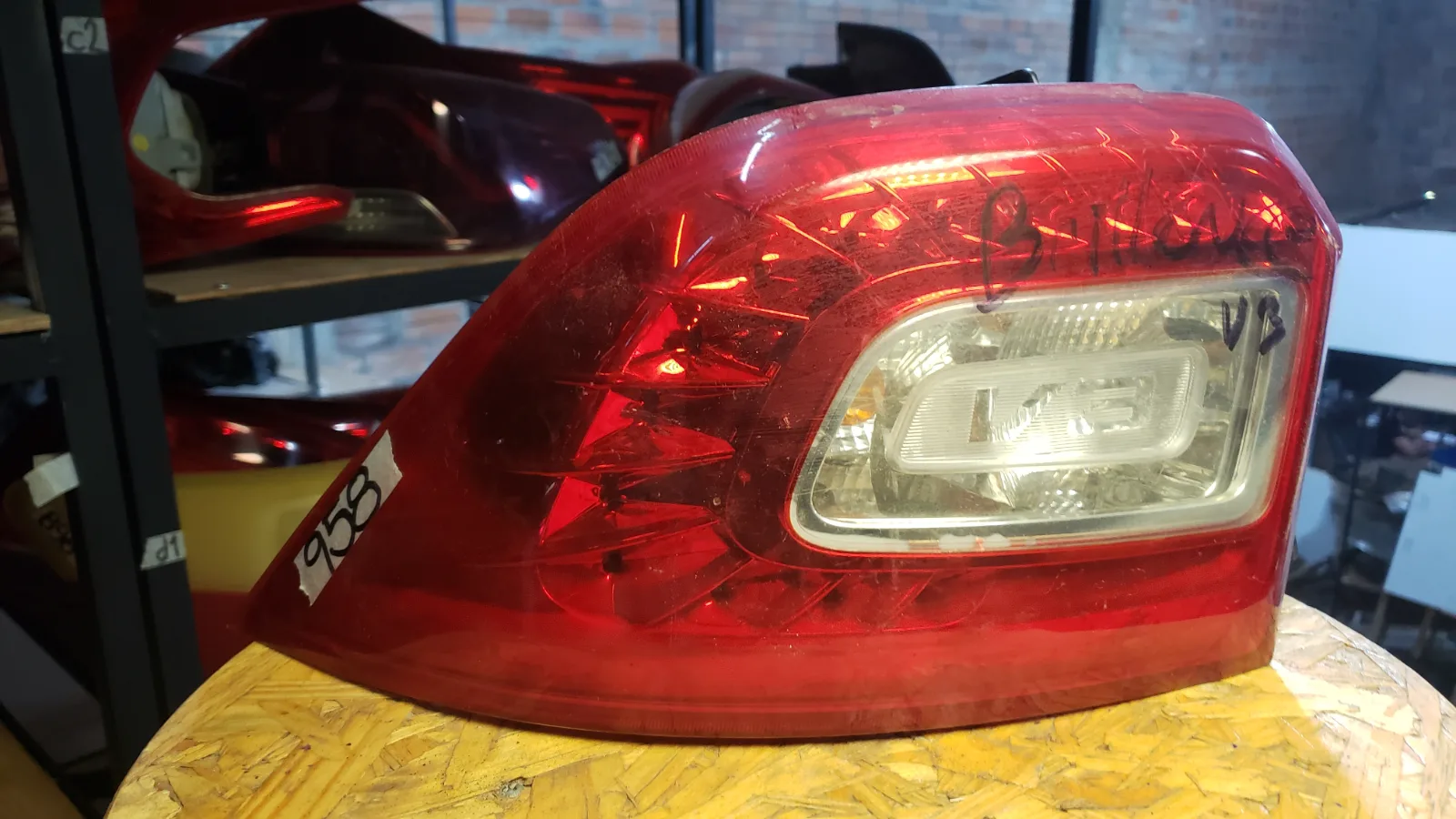 Faro Trasero Briliance V3 2015–2016 LH