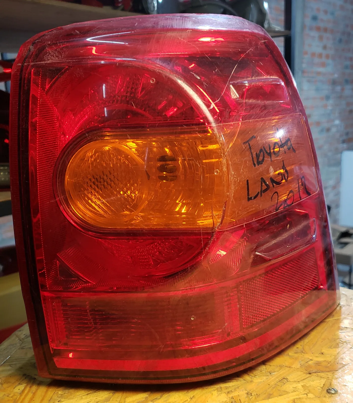 Faro Trasero Toyota Land Cruiser 2012–2015 RH