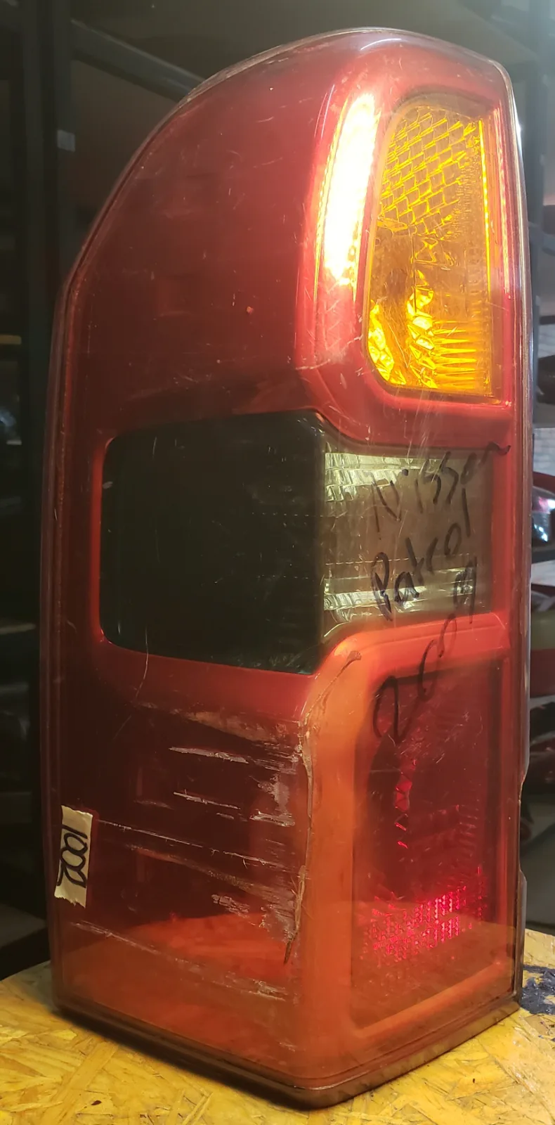 Faro Trasero Nissan Patrol 2004–2016 RH